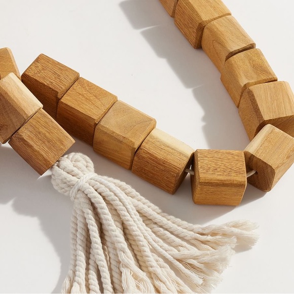 Pottery Barn Rustic & Country Chic Cubed Wood Beaded Garland with Tasseled Rope - Picture 3 of 17